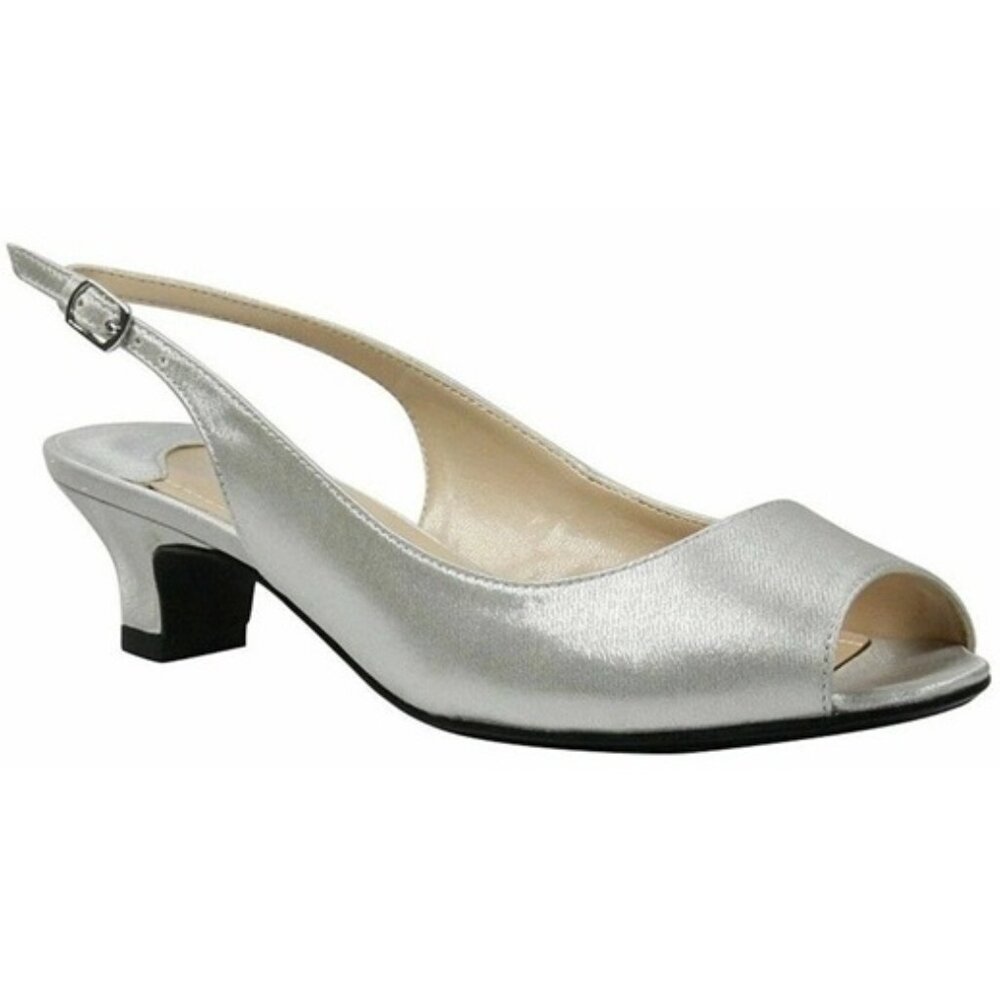 NEW J Renee Jenvey Satin Kitten Heel Slingback (Silver w/tan bottom) – Size 7